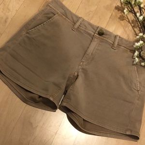 American Eagle Katko Short size 6